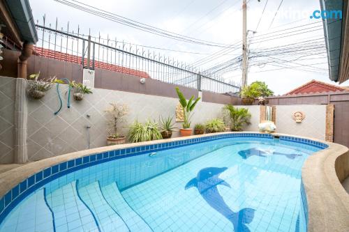 Apartamento con piscina en Pattaya South