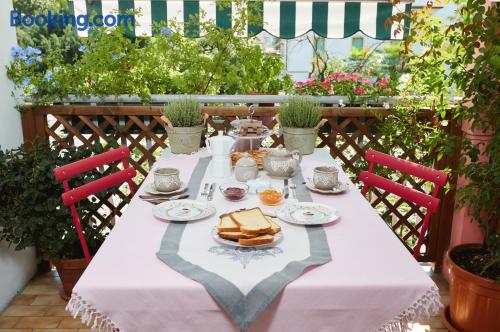 Petit appartement. Terrasse!