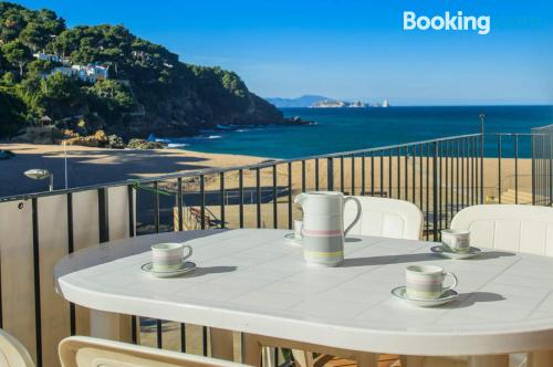 Apartamento em Begur. Com berço.