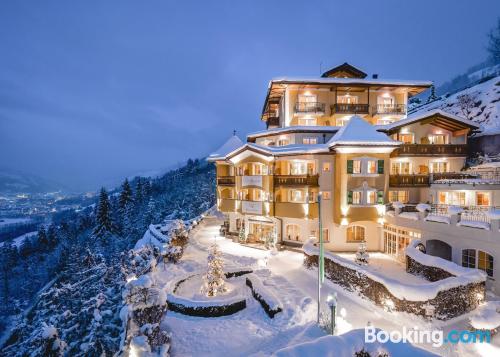 Apartamento con vistas y conexión a internet en Sankt Johann im Pongau. Perfecto para cinco o más.