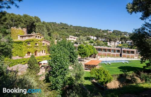 Buena zona con piscina en Llafranc y calefacción