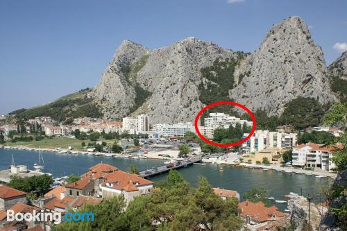 Appartement met airconditioning in Omiš.