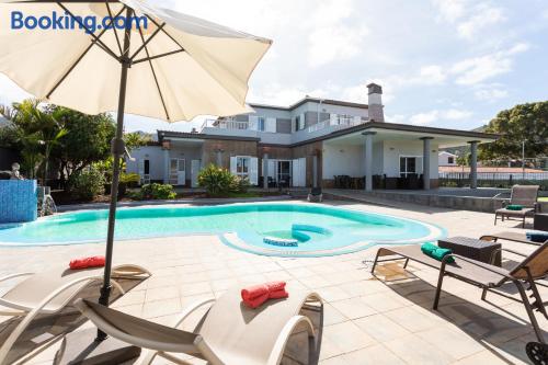 Appartement avec piscine. Terrasse!.