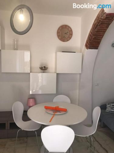 Apartamento de 40m2 em Marina Di Carrara. Perfeito!.