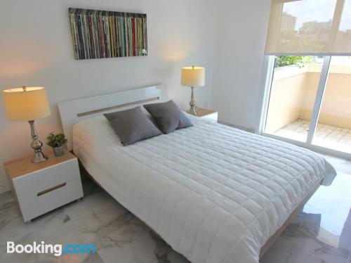 3-Zimmer-Wohnung in Sunny Isles Beach. Haustier erlaubt