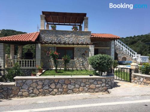 Appartement avec piscine et terrasse. Georgioupolis à vos pieds!