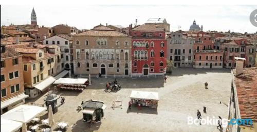 Apartamento em Veneza. Em excelente posição.