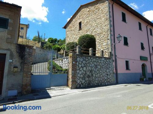 Gros appartement avec 2 chambres à Sasso Pisano