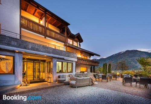 Pratique appartement à Silandro. Terrasse!.