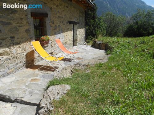 Wohnung mit Terrasse. Tierfreundlich