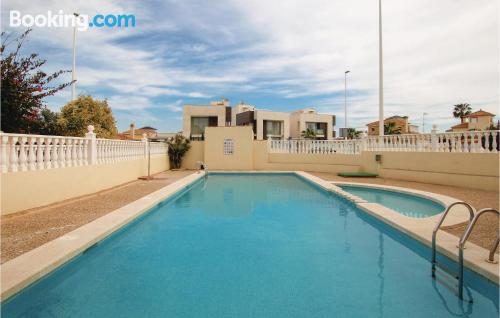 Appartement in Playas de Orihuela. Dicht bij alle attracties