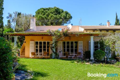 Grande apartamento em Cala Ratjada. Terraço e piscina