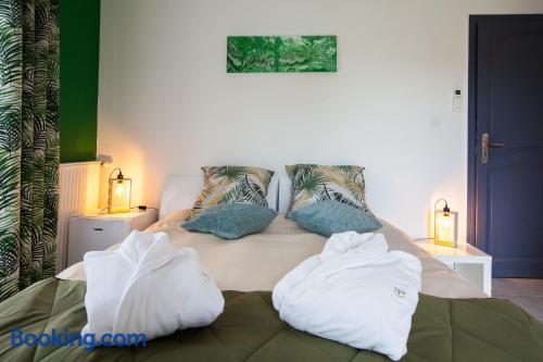 Apartamento com terraço em Nîmes