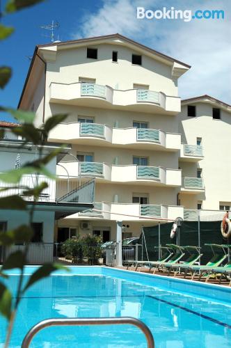 Apartamento com piscina, no centro da cidade de Cervia