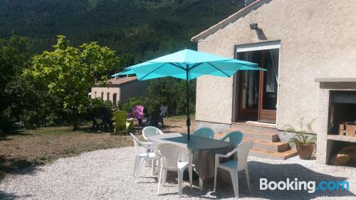 100m2 apartment in Castellane with terrace!.