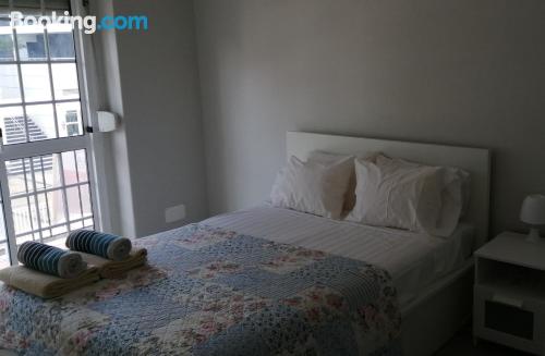 Gran apartamento en Almada ideal para cinco o más.