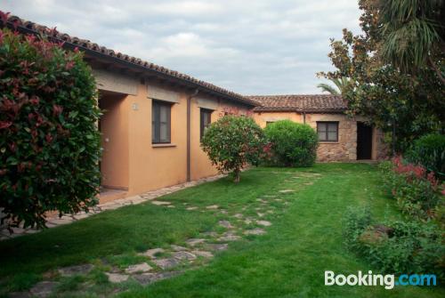 Appartement avec piscine. Chauffage et Internet