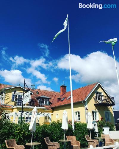 App met terras, in centrum von Kivik