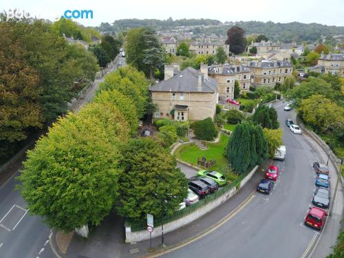 Place for 2 in perfect location of Bath