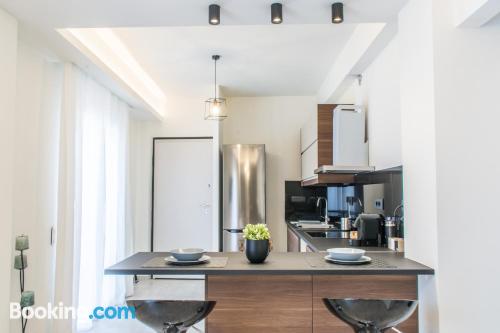 Confortável apartamento com 2 dormitórios. Com terraço!.