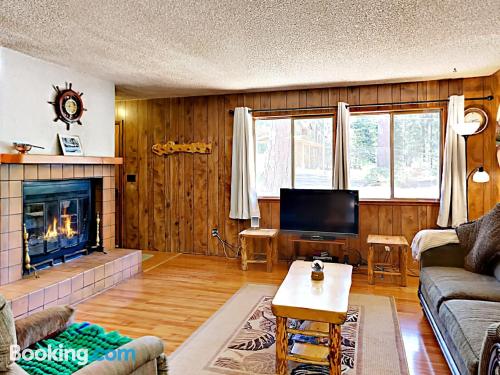 Apartamento de 3 quartos em Tahoe City, ideal para grupos