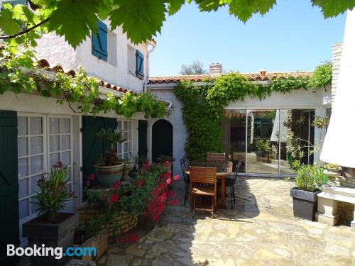 Wohnung mit Internet und Terrasse. In La Couarde-sur-Mer