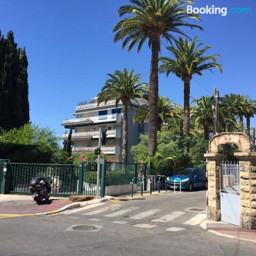 Bonito apartamento parejas en Cannes