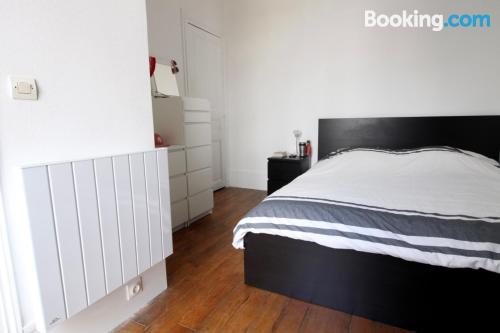 Abbagliante appartamento con una camera da letto, a Parigi.