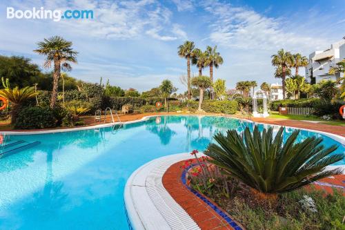 Apartamento con piscina en Costa Ballena