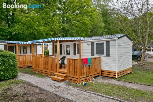 Klein een slaapkamer. Internet!