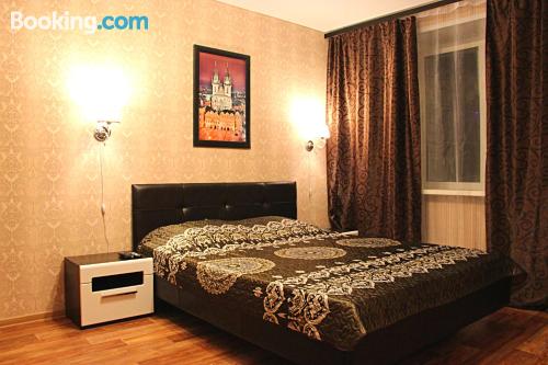 Apartamento de una habitación en Saratov con aire acondicionado