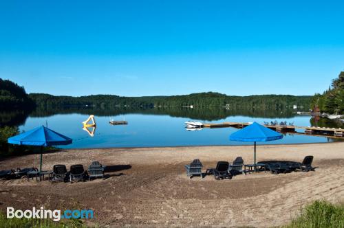 Apartamento de 33m2 em Huntsville. Terraço e piscina.