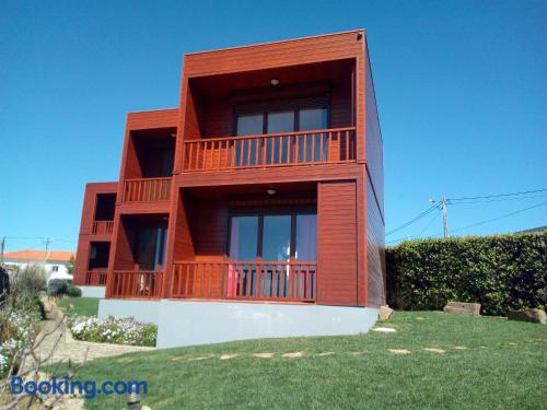 Apartamento en Ericeira con terraza y conexión a internet