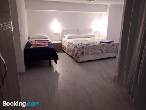 Apartamento de 55m2 en Ischia con internet y vistas