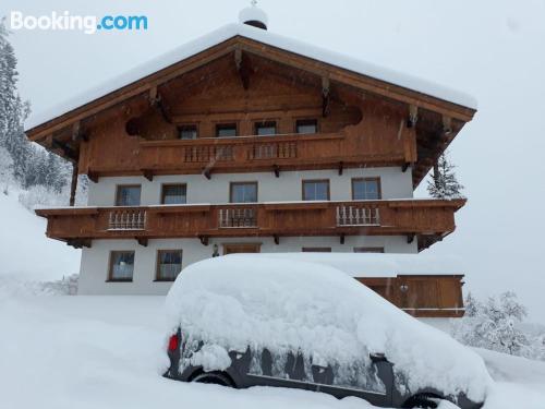 Appartement pour couples. À Reith im Alpbachtal.