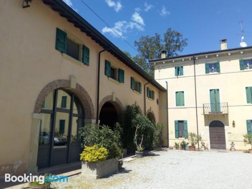 Spacieux appartement à Castelnuovo Del Garda. Parfait!.