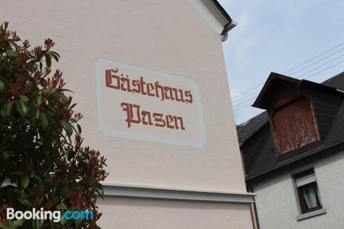 Ferienwohnung mit terrasse. Tierfreundlich.