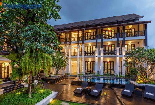 Appartement avec terrasse. Chiang Mai à vos pieds!