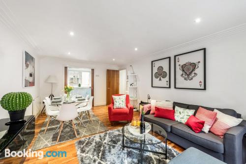 Apartamento para grupos en zona inmejorable de Londres.