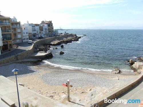 Appartement avec terrasse dans la meilleure position de Cerdanyola Del Valles