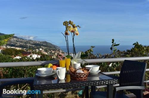 Confortable appartement dans la meilleure position. Terrasse!