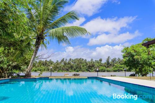 Appartamento con piscina. Negombo a portata di mano!