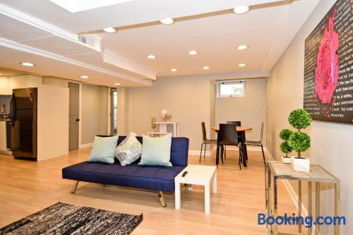 Apartamento en Chevy Chase ¡Con terraza!