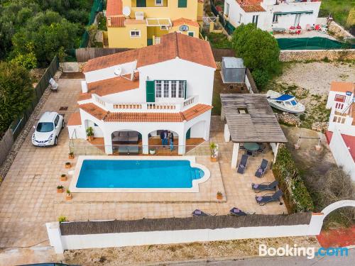 Appartement avec piscine, avec terrasse!