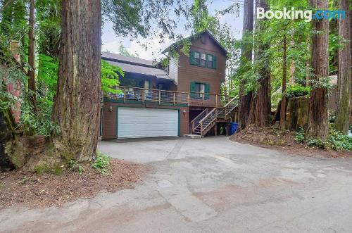 Apartamento en Guerneville. Ideal para cinco o más