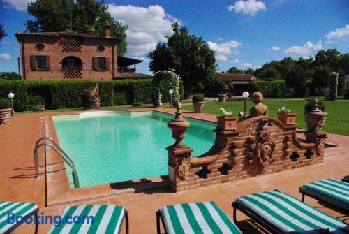 Appartement avec terrasse. Idéal pour les familles!