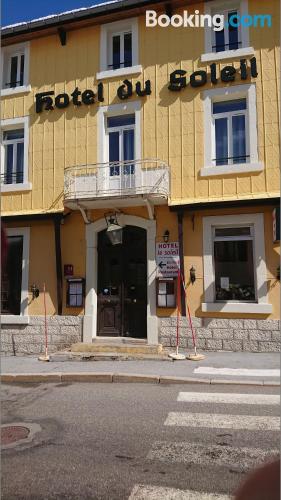 Ferienwohnung mit Internet und Terrasse. Zentrale!