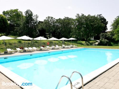 Apartamento ideal para famílias. Terraço e piscina