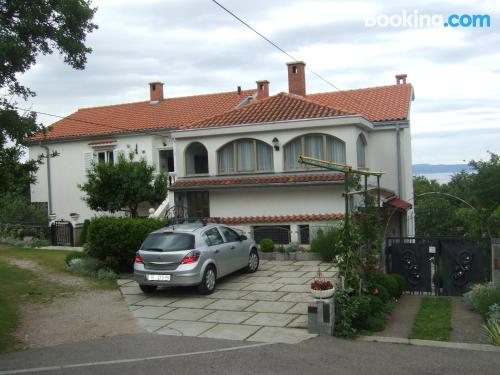 Wohnung mit Terrasse. Heizung und w-lan