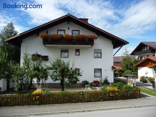 Confortable appartement avec 2 chambres. À Hopferau